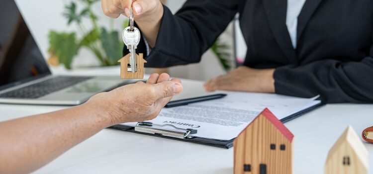 Skup mieszkań – sposób na sprzedaż zadłużonego mieszkania