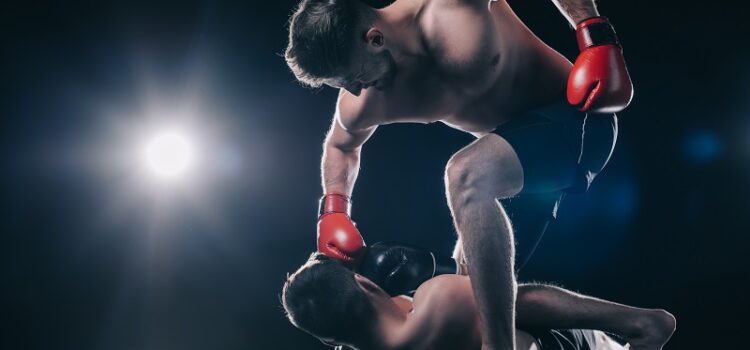 Boks czy MMA, co lepiej trenować?
